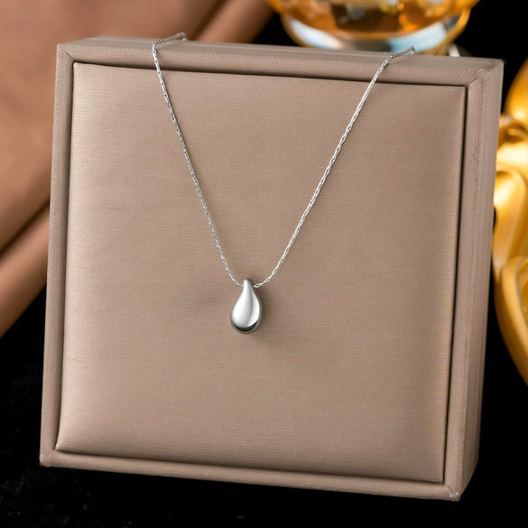 Wholesale Women's Titanium Steel Geometric Drop Shape Real Gold Plated Necklace With Rice Grain Chain Niche Minimalist Sporty Style