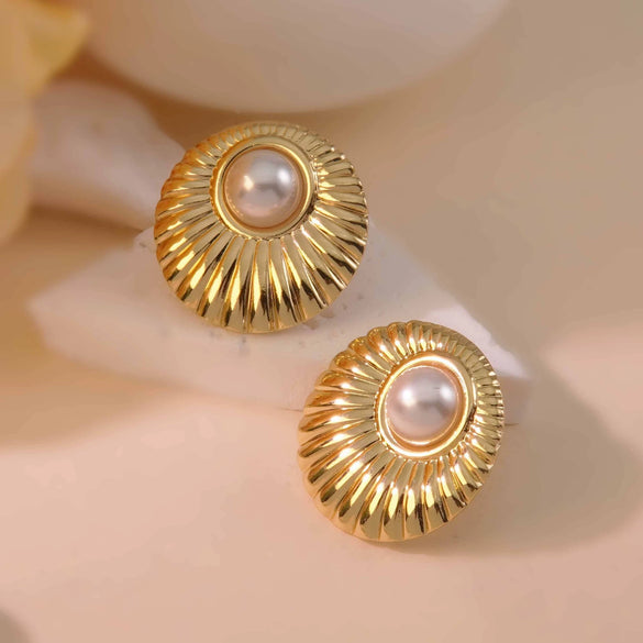 Wholesale Women's Titanium Steel Geometric Earrings With Stainless Steel Furnace Vacuum Electroplated 18K Gold Simple Style Do Not Fade