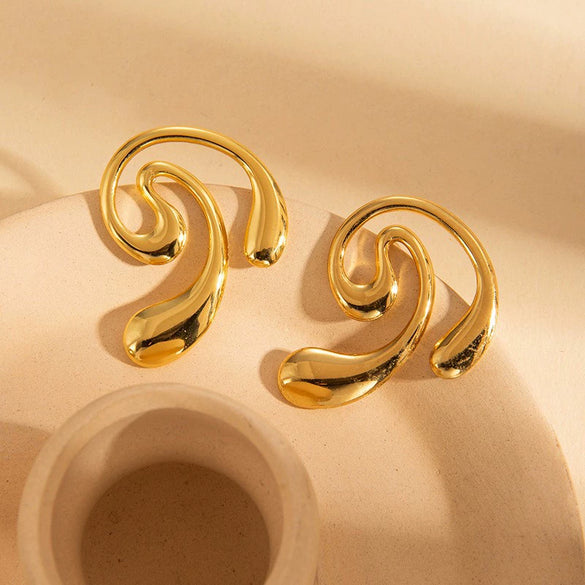 Wholesale Women's Titanium Steel Geometric Earrings With Stainless Steel Furnace Vacuum Electroplated 18K Gold Simple Style Do Not Fade