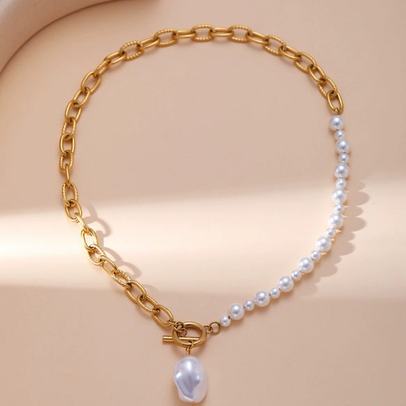 Wholesale Women's Titanium Steel Geometric Electroplated Stitching Ot Buckle Pearl Necklace With Alien Baroque Design