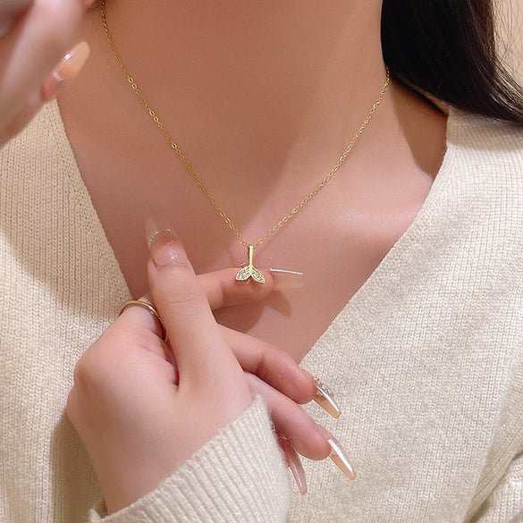Wholesale Women's Titanium Steel Geometric Fishtail Pendant Clavicle Necklace With Microinlaid Zircon And Electroplating