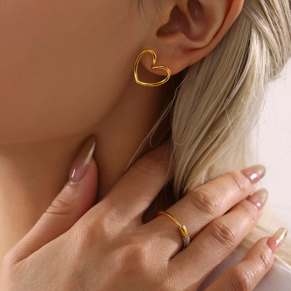 Wholesale Women's Titanium Steel Geometric Hollow Love Earrings Pvd Plated Light Luxury Style Jewelry