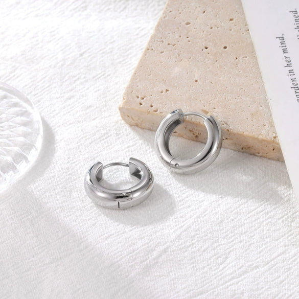 Wholesale Women's Titanium Steel Geometric Hoop Earrings With Electroplating Minimalist Style