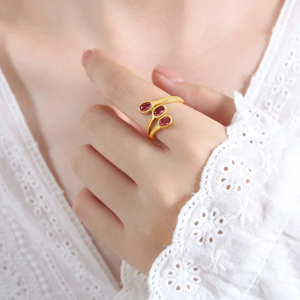 Wholesale Women's Titanium Steel Geometric Leaf Shaped Three Layer Electroplated Ring Jewelry