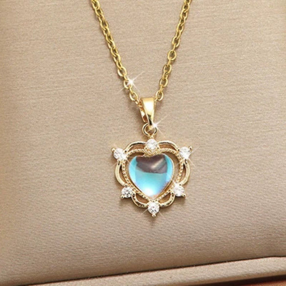 Wholesale Women's Titanium Steel Geometric Necklace With Electroplating Light Luxury Niche Design High End Clavicle Chain