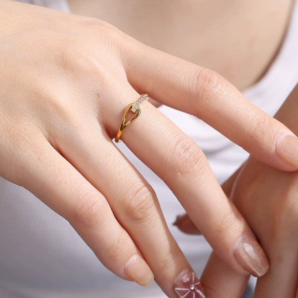 Wholesale Women's 316L Stainless Steel Geometric Open Ring Electroplated 18K Gold Light Luxury Highend Ring