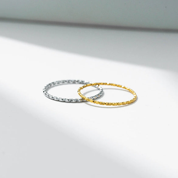 Wholesale Women's Titanium Steel Geometric Ring With Circle Star Car Flower Design And Electroplating Treatment