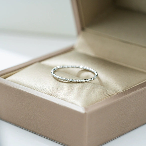 Wholesale Women's Titanium Steel Geometric Ring With Circle Star Car Flower Design And Electroplating Treatment