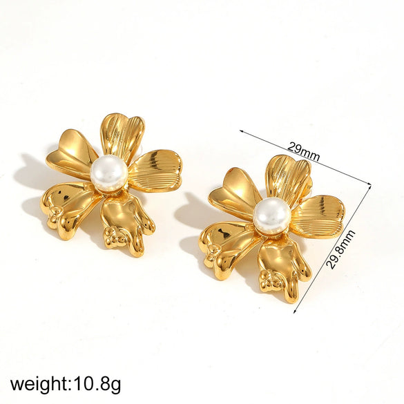 Wholesale Women's Titanium Steel Geometric Small Flower Elegant Earrings 18K Gold Plated