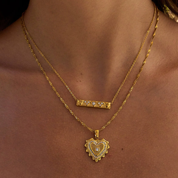 Wholesale Women's Titanium Steel Heart Geometric Jewelry With Electroplating Light Luxury Highend Clavicle Chain That Does Not Fade