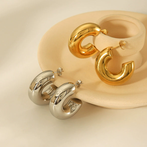 Wholesale Women's Titanium Steel Hollow Earrings Geometric Style 18K Gold Electroplated