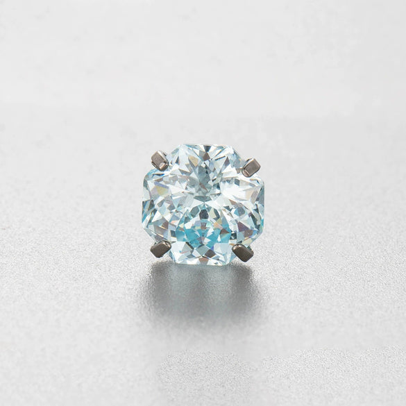 Wholesale Women's Titanium Steel Inlaid Zircon Geometric Sweet Style Handheld Flower Cut Eightsided Ear Nail