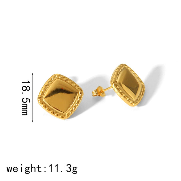 Wholesale Women's Titanium Steel 18K Gold Electroplated Heart Shaped Earrings