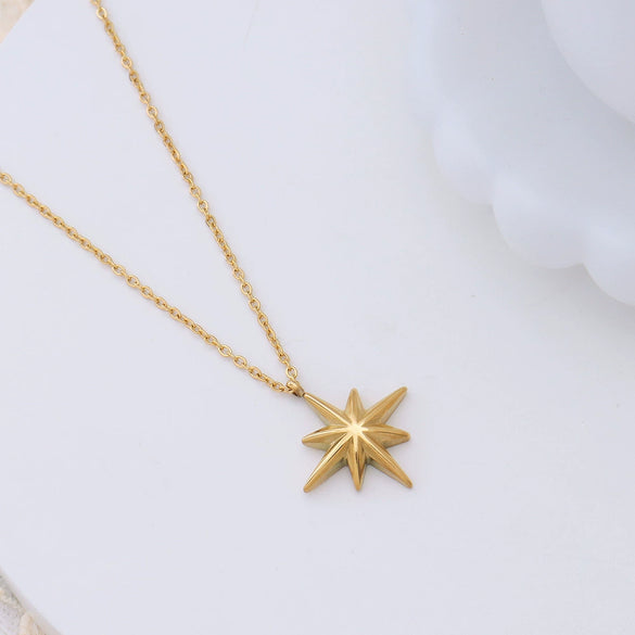 Wholesale Women's Titanium Steel 18K Gold Plated Geometric Star Necklace With O Word Chain And Electroplating Process