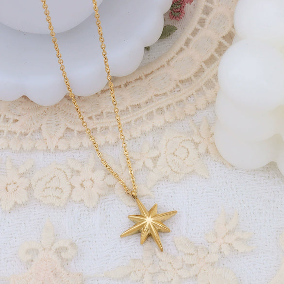 Wholesale Women's Titanium Steel 18K Gold Plated Geometric Star Necklace With O Word Chain And Electroplating Process