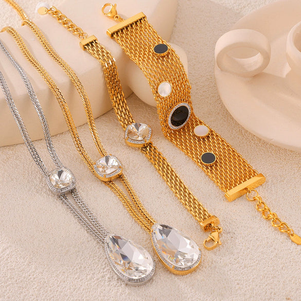 Wholesale Women's Titanium Steel Light Luxury Geometric Bracelet Necklace Suit With Electroplating