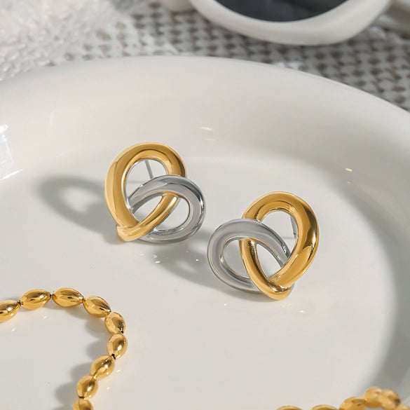 Wholesale Women's Titanium Steel Love Earrings With Geometric Pattern And Electroplating Treatment