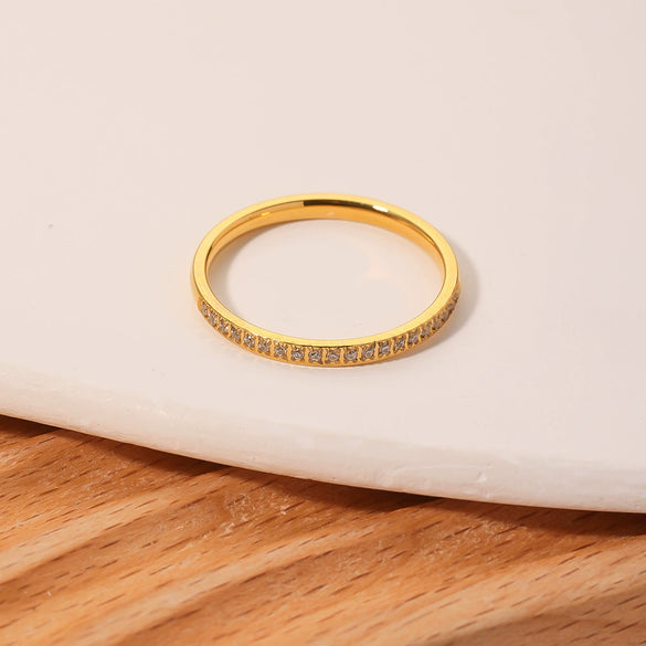Wholesale Women's Titanium Steel Micro Diamond Ring With 18K Gold Plated Electroplating In Geometric Style