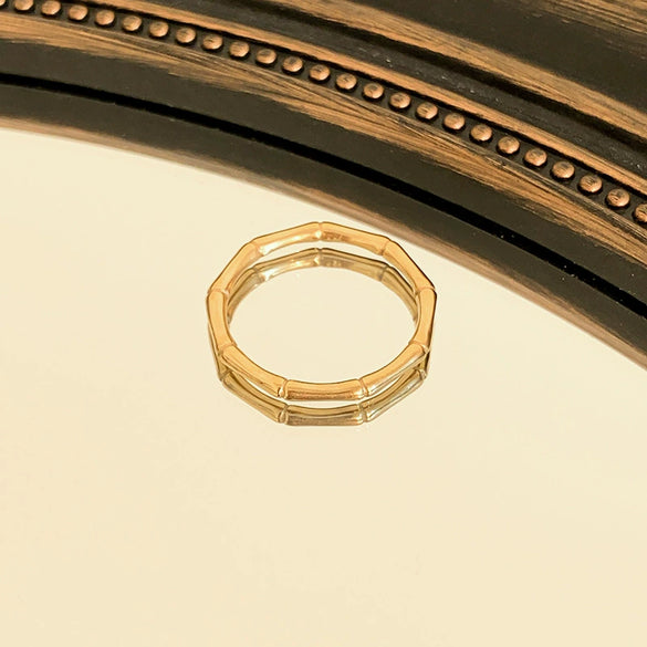 Wholesale Women's Titanium Steel Ring With Geometric Design And Electroplating Treatment