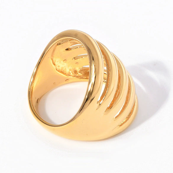 Wholesale Women's Titanium Steel Ring With Geometric Stripe Hollow Design And 18K Gold Plated Electroplating