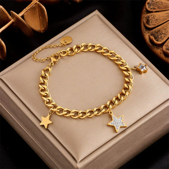 Wholesale Women's Titanium Steel Round Plate Fivepointed Star Eye Electroplated Bracelet Fashion Retro Light Luxury Style
