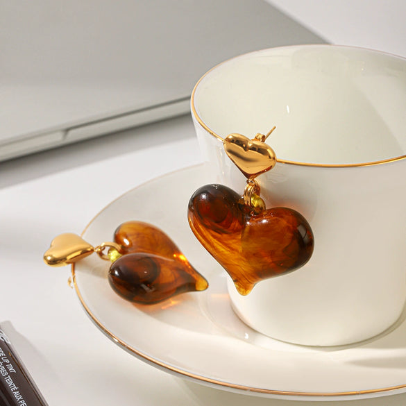 Wholesale Women's Vintage Amber Stainless Steel Geometric Heartshaped Electroplated Earrings