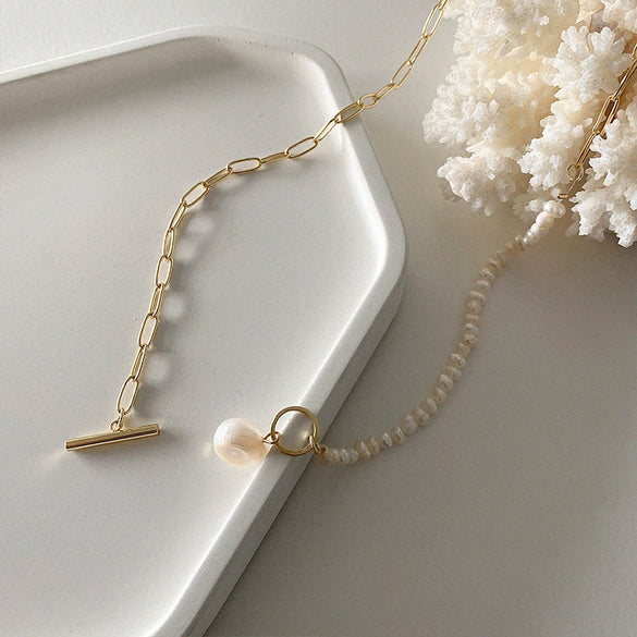 Wholesale Women's Vintage Elegant Fashion Metal Freshwater Pearl Ot Buckle Geometric Mixed Gem Inlay Snake Bone Chain Necklace