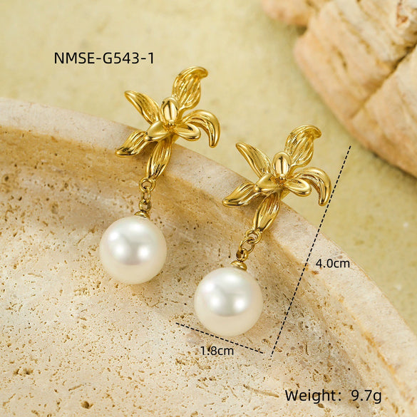 Wholesale Women's Vintage French Retro Joker Flower Pearl Stainless Steel Goldplated Earrings