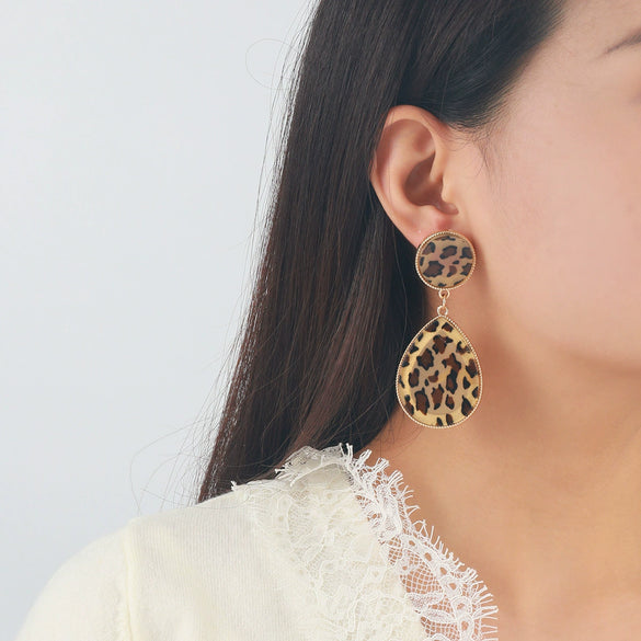 Wholesale Women's Vintage Geometric Acrylic Alloy Earrings With Leopard Pattern And Electroplating
