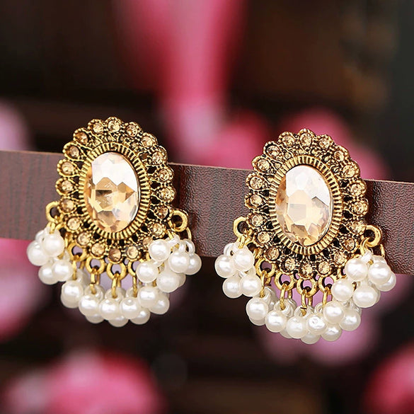 Wholesale Women's Vintage Geometric Alloy Rhinestone Pearl Drop Earrings