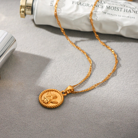 Wholesale Women's Vintage Geometric Stainless Steel And Titanium Steel Electroplated Necklace With Round Pendant