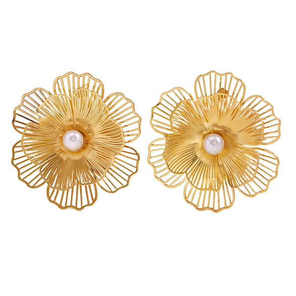 Wholesale Women's Vintage Hollow Electroplated Iron Flower Pearl Accessories Set Earrings Necklace Ring