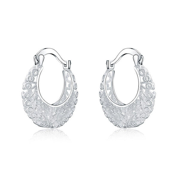 Wholesale Women's Vintage Metal Hollow Woven Ushaped Copper Earrings With Electroplating Treatment