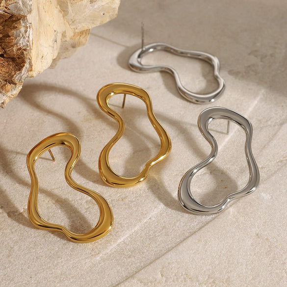 Wholesale Women's Vintage Retro Antique Jewelry Stainless Steel Hollow Geometric Earrings With Electroplating