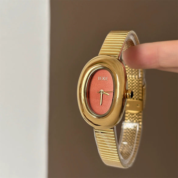 Wholesale Women's Vintage Snakeshaped Chain Watch With Alloy Case And Metal Strap