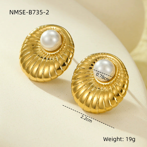 Wholesale Women's Vintage Stainless Steel Inlaid Pearl Irregular Round Earrings With Electroplating