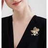 Wholesale Women's Zinc Alloy Brooch With Flower And Leaves Pattern Electroplated And Inlaid With Rhinestone Pearl
