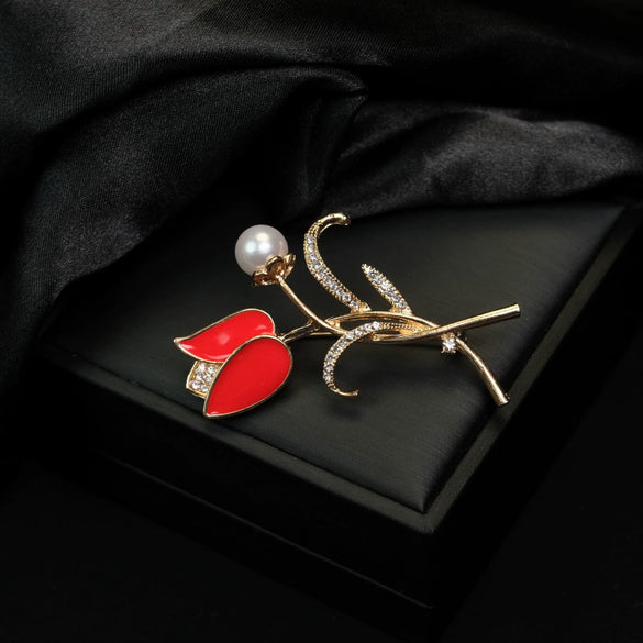 Wholesale Women's Zinc Alloy Flower Shaped Electroplated Brooch Accessories