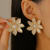 Wholesale Women's Zinc Alloy Fresh Style Oil Dropping Flower Earrings