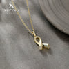 Wholesale Women's Zinc Alloy Geometric Collarbone Necklace With 14K Gold Plated Electroplating Design
