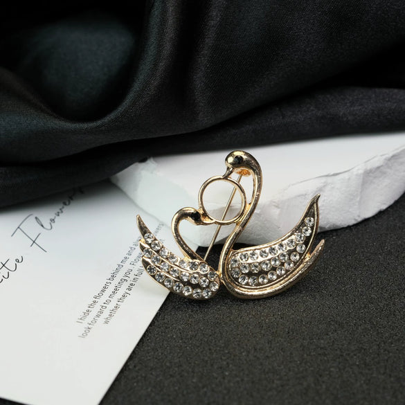 Wholesale Zinc Alloy Animal Styling Electroplated Brooch Clothing Accessories