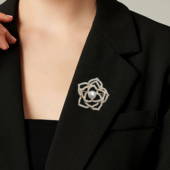 Wholesale Zinc Alloy Flower Rose Brooch Electroplated Clothing Accessories Antiwalking Pin Women's And Unisex Jewelry