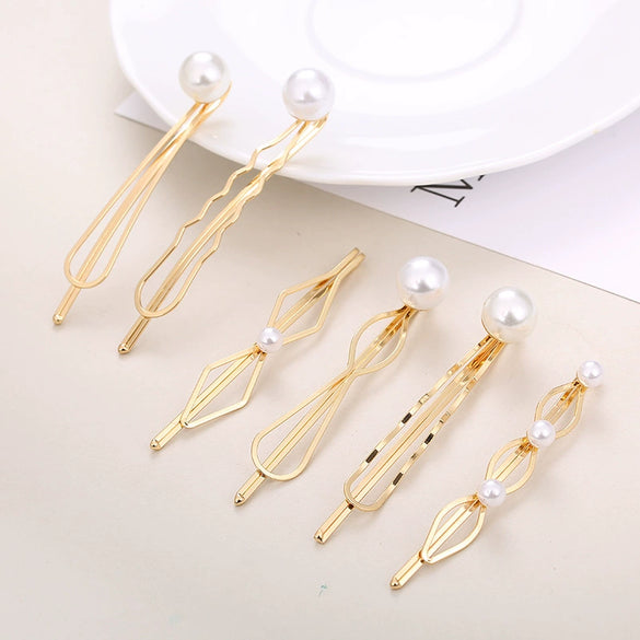 Wholesale Zinc Alloy Hair Accessories For Ladies With Original Design And Pearl Clip