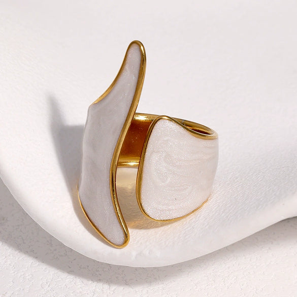 Wide Open Geometric Stainless Steel Ring For Women With Retro Oil Drip Style And Gold Tone Electroplated Finish