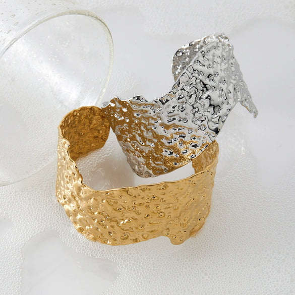 Widesided Irregular Texture Adjustable Open Bracelet In Stainless Steel With Electroplating Minimalist And Geometric Style