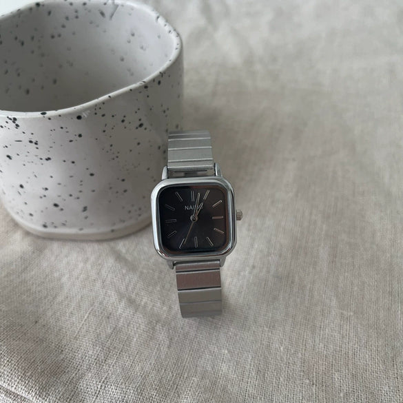 Women Quartz Watch Casual Stainless Steel Bamboo Strap Alloy Case Ordinary Glass Mirror