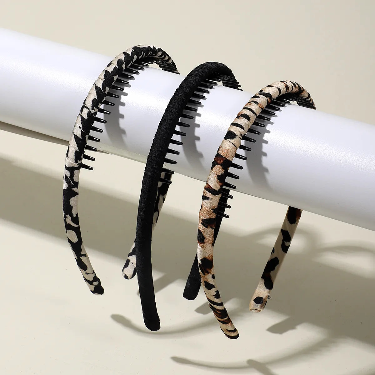 Women'S Basic Artistic Leopard Plastic Fabric Woven Belt Hair Band