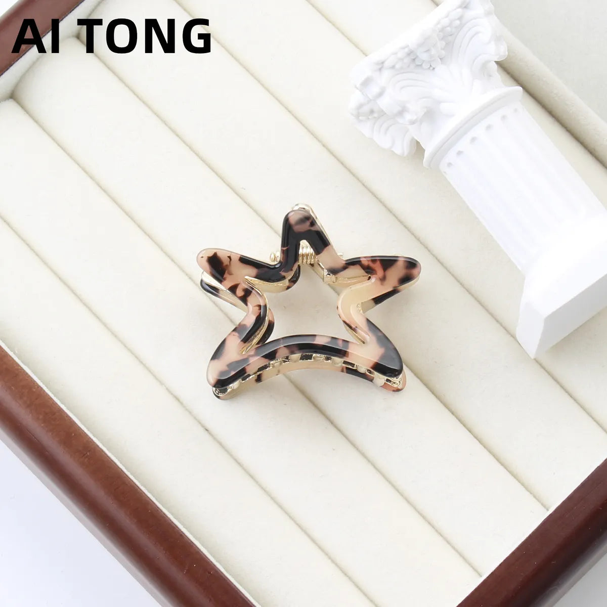 Women'S Basic Star Alloy Acetic Acid Sheets Hollow Out Hair Clip