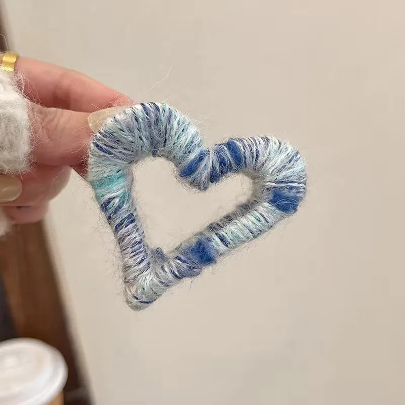 Women'S Casual Cute Heart Shape Yarn Handmade Hair Claws