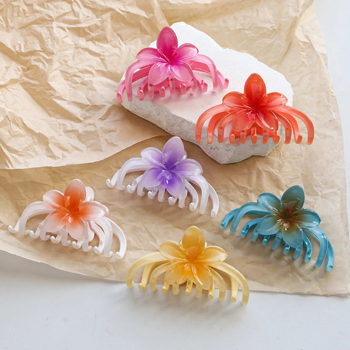 Women'S Casual Simple Style Flower Plastic Resin Stoving Varnish Hair Claws